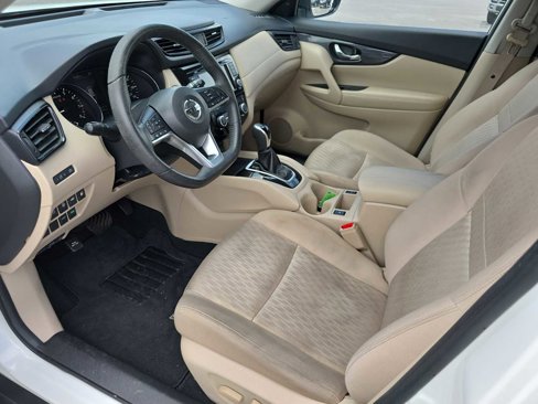 Used 2019 Nissan Rogue SV image 13