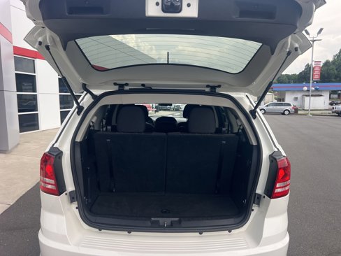 Used 2018 Dodge Journey SE w/ Blacktop Package image 17
