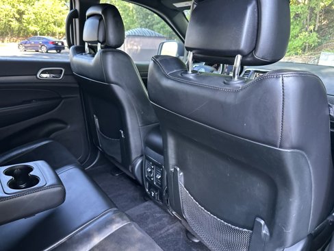 Used 2018 Jeep Grand Cherokee Altitude image 26