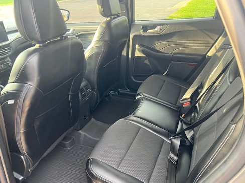 Used 2024 Ford Escape SE image 21