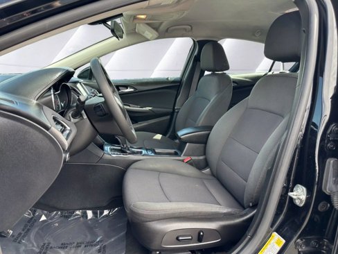Used 2017 Chevrolet Cruze LT w/ Convenience Package image 9
