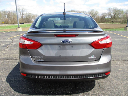 Used 2012 Ford Focus SE image 4