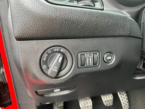 Used 2021 Dodge Challenger R/T w/ Shaker Package image 30