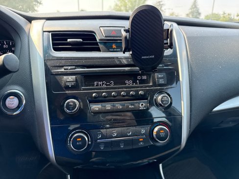 Used 2013 Nissan Altima 2.5 S image 9