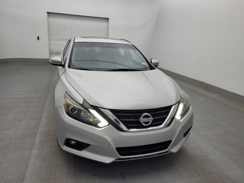 Used 2016 Nissan Altima 2.5 SL w/ 2.5 Technology w/LED Package image 14