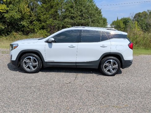 Certified 2020 GMC Terrain SLT image 2