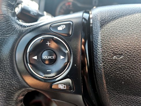 Used 2017 Honda Pilot Touring image 29