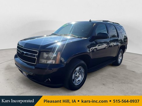 Used 2009 Chevrolet Tahoe LT w/ Convenience Package image 1