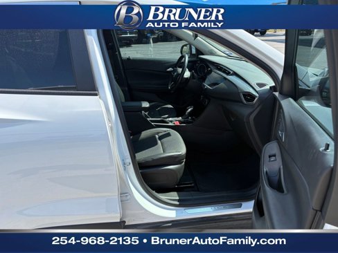 Used 2022 Buick Encore GX Preferred w/ Cold Weather Comfort Package image 15