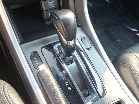 Used 2013 Honda Accord Touring image 14