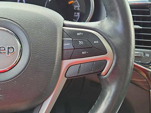 Used 2020 Jeep Grand Cherokee Altitude image 26