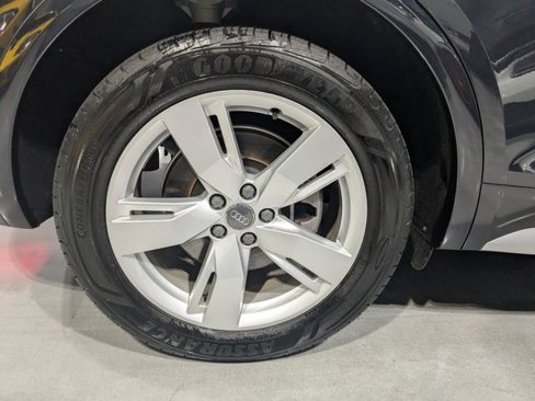Used 2019 Audi Q5 Prestige image 18