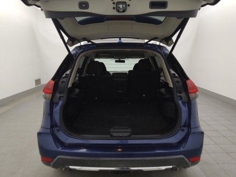 Used 2018 Nissan Rogue SV image 29