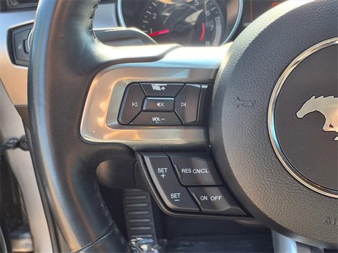 Used 2023 Ford Mustang Premium image 10