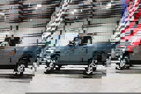 Used 2012 GMC Sierra 2500 SLE w/ SLE Preferred Package image 6