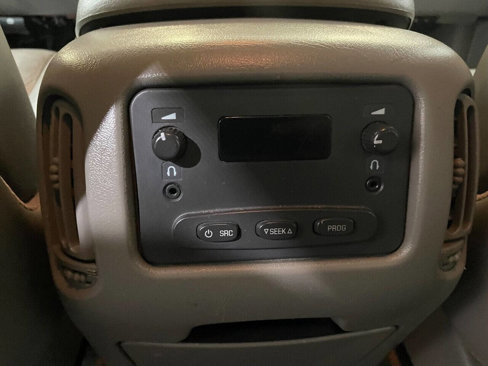 Used 2005 Chevrolet Avalanche Z71 w/ Sun And Sound Package image 17