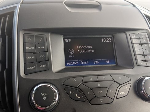 Used 2016 Ford Edge SE image 26