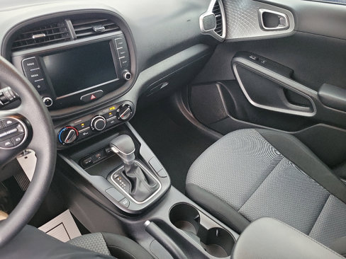 Used 2023 Kia Soul LX w/ Option Group 015 image 13