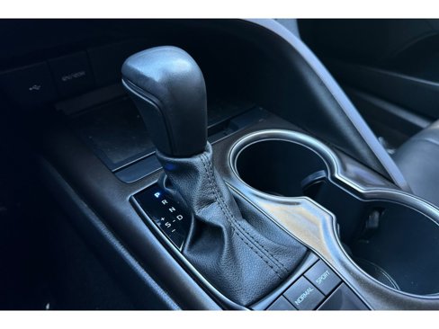 Used 2023 Toyota Camry SE image 32
