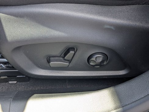 Used 2021 Jeep Compass Latitude image 14