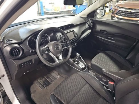 Used 2021 Nissan Kicks S image 21