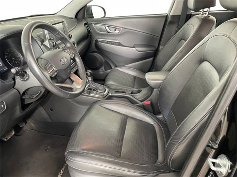 Used 2021 Hyundai Kona Limited w/ Cargo Package image 3