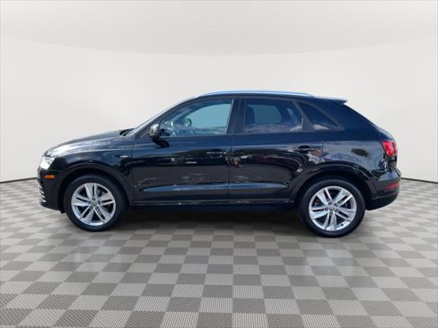 Used 2018 Audi Q3 2.0T Premium w/ Convenience Package image 4