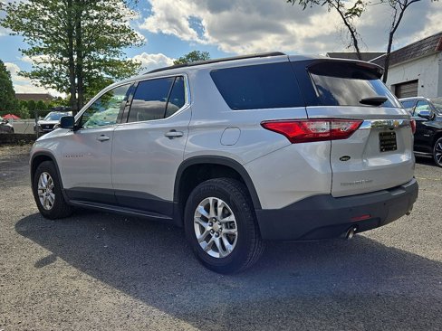 Used 2020 Chevrolet Traverse LT w/ Driver Confidence II Package image 6