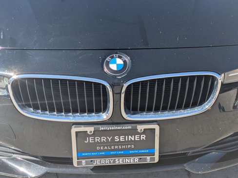 Used 2013 BMW 320i Sedan image 9