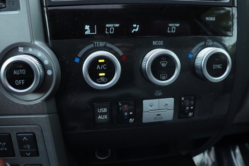 Used 2014 Toyota Sequoia Platinum image 40