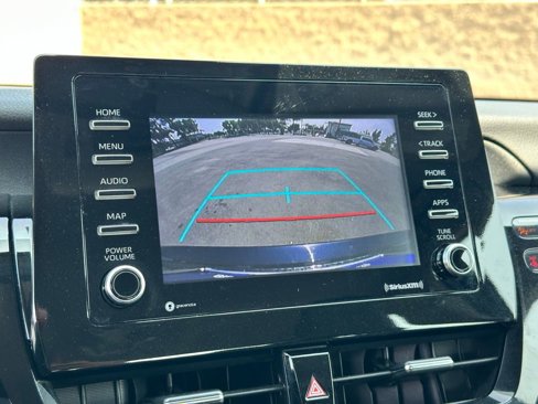 Used 2022 Toyota Camry SE image 14