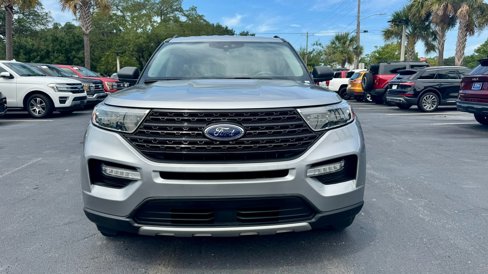 Certified 2022 Ford Explorer XLT w/ Equipment Group 202A image 15