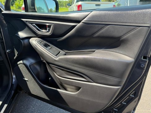 Used 2019 Subaru Forester Limited image 31