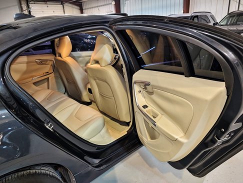 Used 2015 Volvo S60 T5 Premier image 24