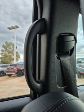 Used 2019 Jeep Grand Cherokee Altitude image 46