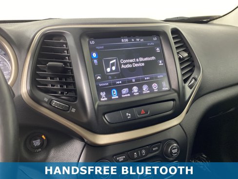 Used 2018 Jeep Cherokee Limited image 4