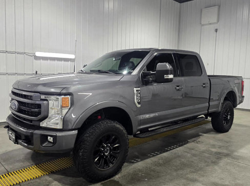 Used 2022 Ford F350 Lariat image 2