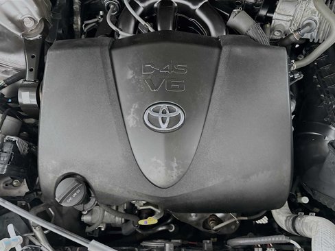 Used 2018 Toyota Highlander Limited image 30