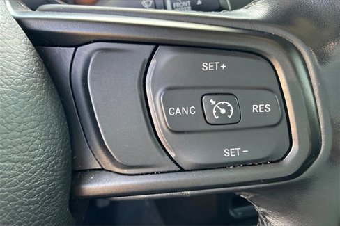 Used 2021 Jeep Gladiator Willys image 20