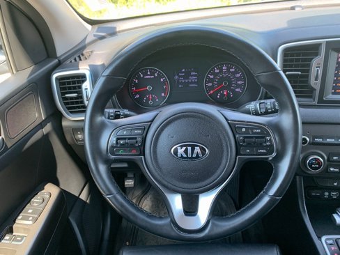Used 2017 Kia Sportage EX image 16