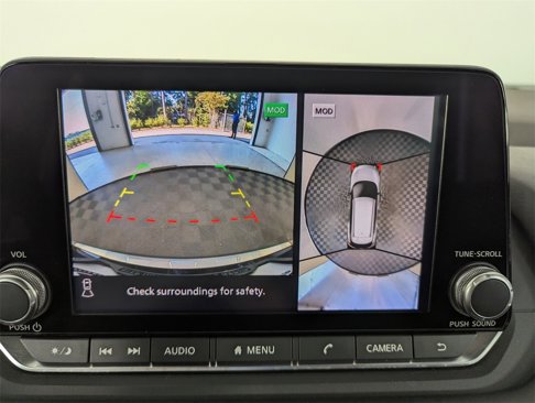 Used 2021 Nissan Rogue SV image 26
