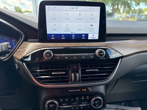 Certified 2020 Ford Escape Titanium image 19