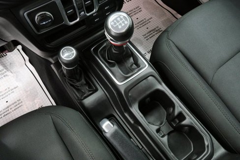 Used 2018 Jeep Wrangler Unlimited Sport S image 30