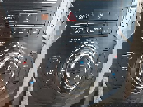 Used 2017 Hyundai Santa Fe Sport image 19
