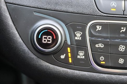 Used 2024 Chevrolet Malibu LT image 22