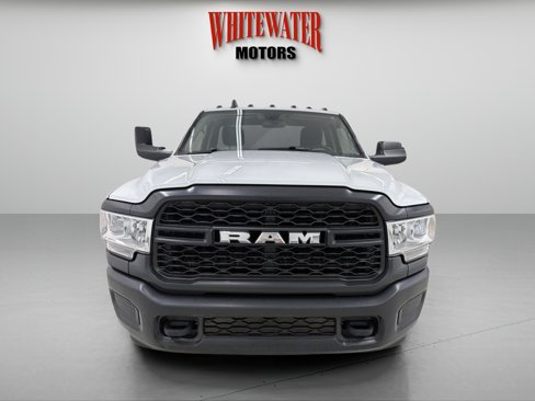 Used 2019 RAM 3500 Tradesman image 5