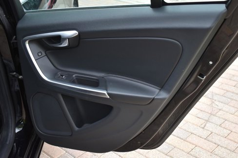 Used 2016 Volvo V60 T5 Premier image 36