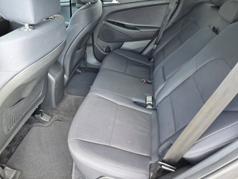 Used 2020 Hyundai Tucson SE image 15