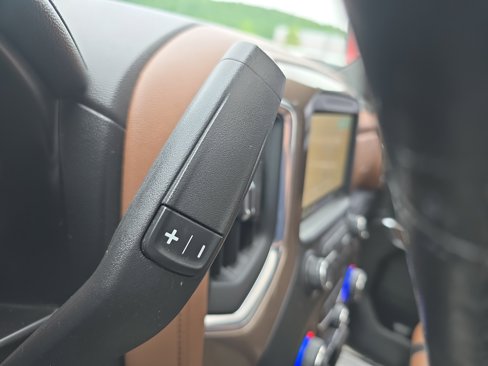 Used 2019 Chevrolet Silverado 1500 High Country w/ Technology Package image 26