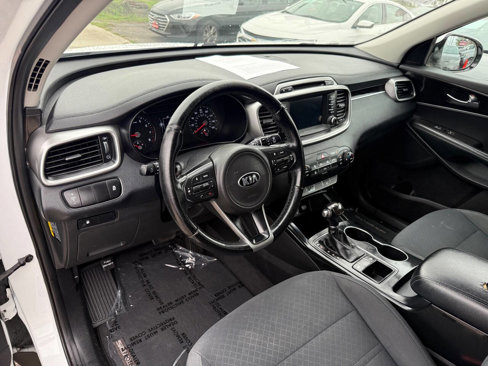 Used 2018 Kia Sorento FWD image 7